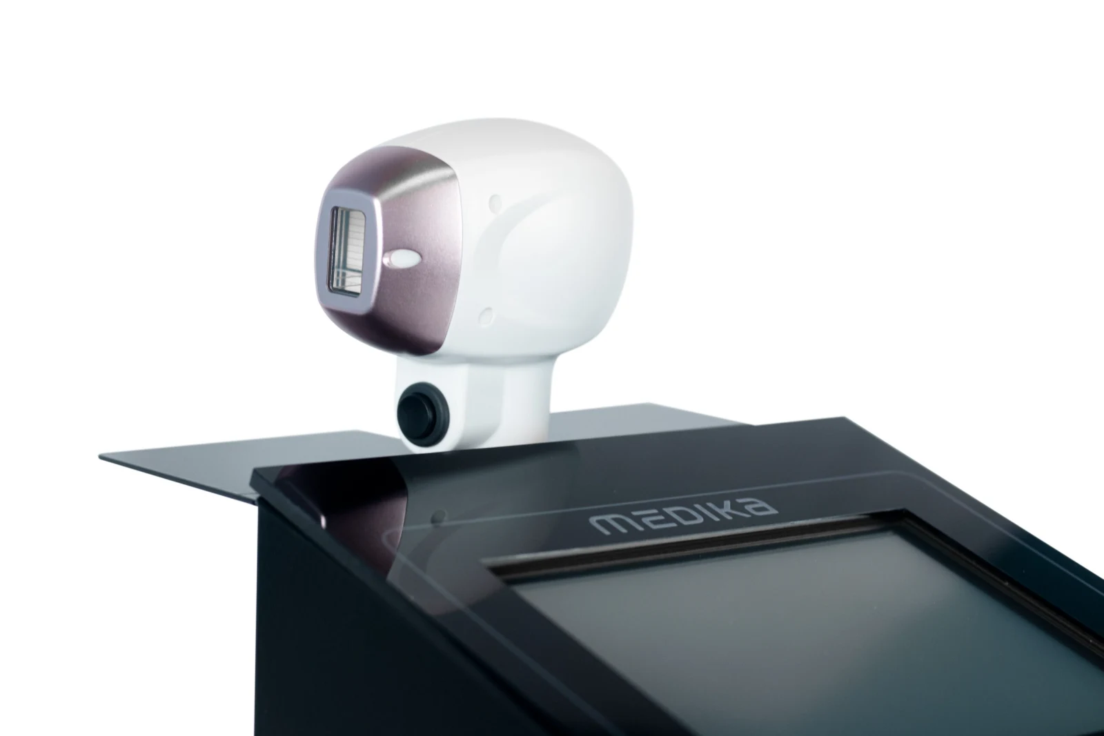 Manipolo di M-Laser Pro sulla macchina